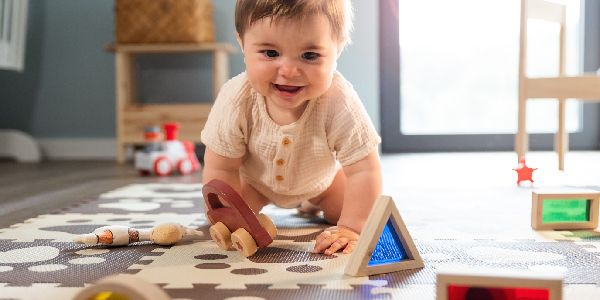 Juguetes para bebés de 3 meses y un año que puedes elegir
